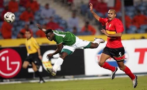 卡佩罗：米兰赢拉齐奥太费劲，在圣西罗他们应该始终主导比赛（卡佩罗：米兰击败拉齐奥太吃力，坐镇圣西罗理应主导比赛）