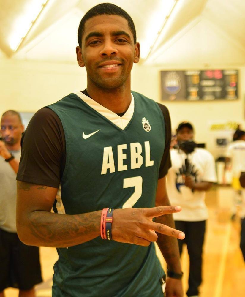 央视：世界杯门票“动态定价”惹不满，球迷直呼“贵得离谱”（央视曝世界杯门票动态定价引争议，球迷吐槽价格离谱）