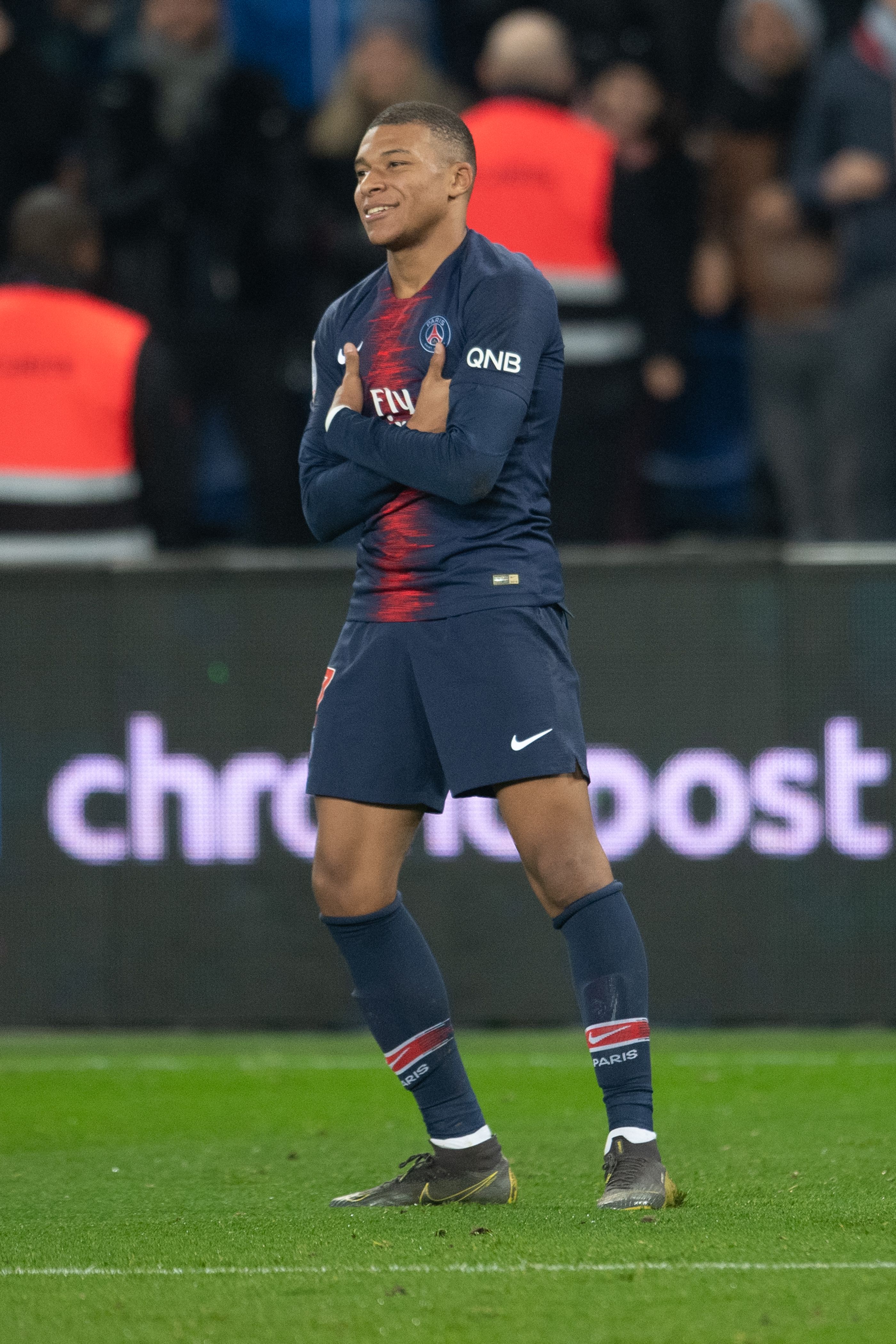 科莫vs卡利亚里：莫拉塔、尼科-帕斯首发，米纳、塞巴斯蒂亚诺-埃斯波西托出战（科莫对阵卡利亚里：莫拉塔、尼科-帕斯先发，米纳、塞巴斯蒂亚诺-埃斯波西托登场）