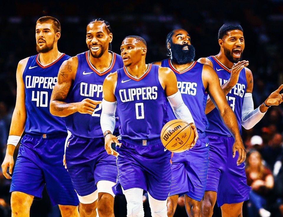 米体：托蒂被前妻指控留小女儿独自在家，检方认为指控不成立（米体：前妻控托蒂让小女儿独自在家，检方认定指控不成立）