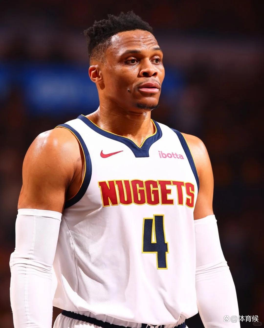 记者：新月想本周与努涅斯达成协议，若他同意将向利物浦报价（记者：新月力争本周敲定努涅斯，一旦同意即向利物浦报价）