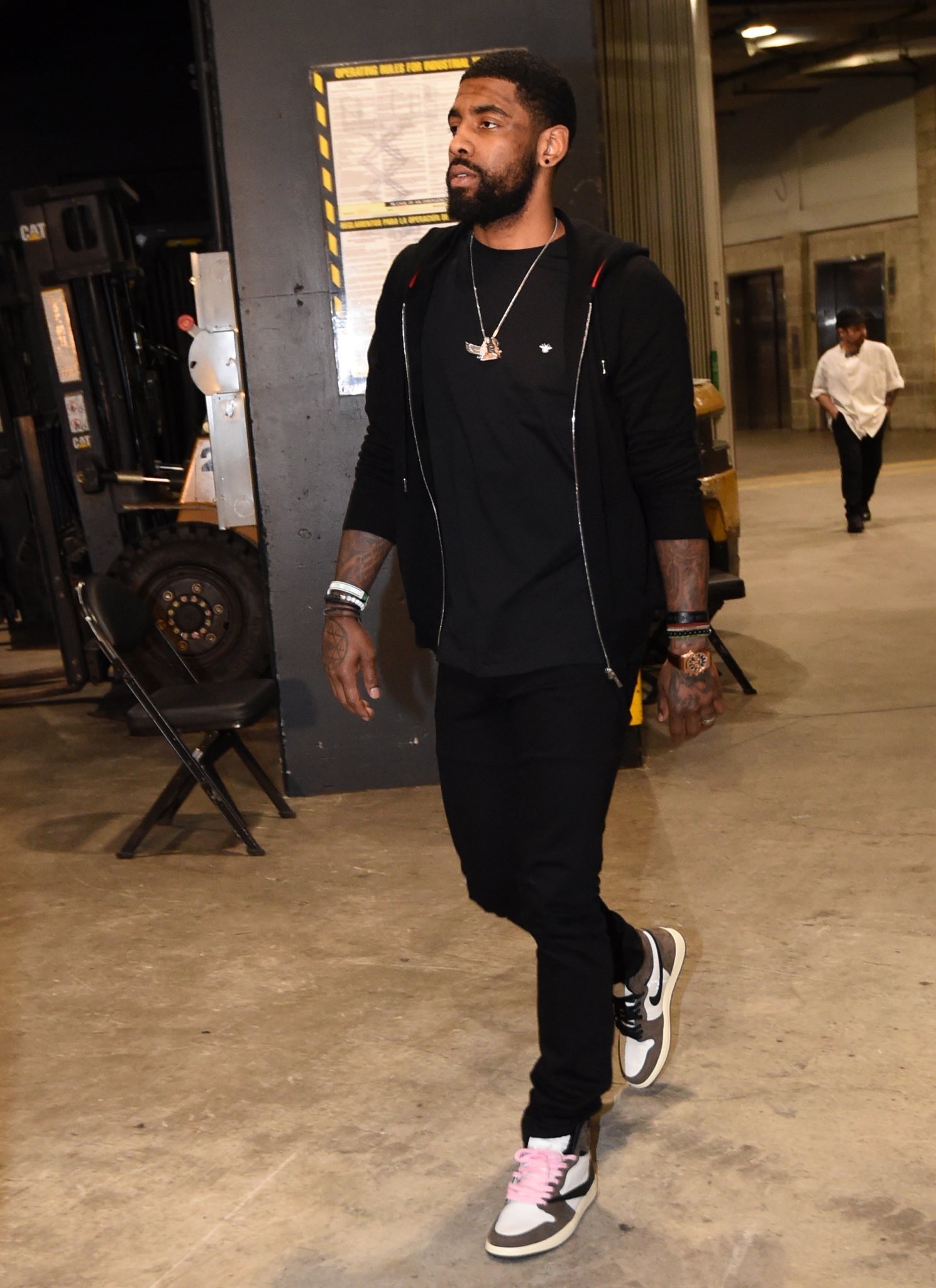 卡尔：我从小到大的偶像是梅西；国际比赛日期间还要参加补考（卡尔：从小偶像就是梅西，国际比赛日仍需去补考）