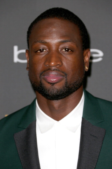 邮报：新主场用地估值存在分歧，曼联可能先买一部分土地开建（邮报：新球场用地估值有分歧，曼联或先购部分地块动工）