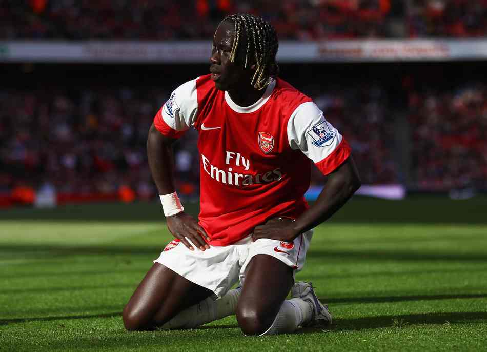 追梦：鉴于字母哥所做的一切，雄鹿应该助他前往能争冠的队伍（追梦认为：鉴于字母哥的贡献，雄鹿应助其加盟冲冠球队）