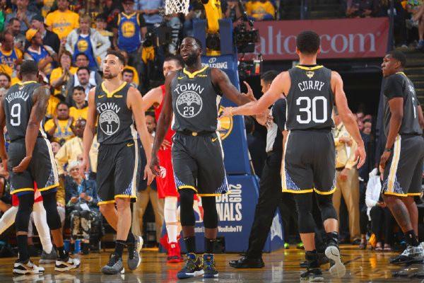 米体：斯帕莱蒂想让布雷默周末直接首发，但队医建议谨慎行事（米体：斯帕莱蒂希望让布雷默本周末直接先发，队医建议保守处理）