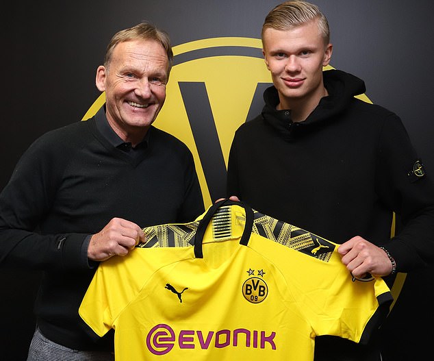 大中锋好用，沃尔特马德本赛季俱乐部+国家队20场10球1助攻（支点中锋真香！沃尔特马德本季双线20战斩获10球1助）