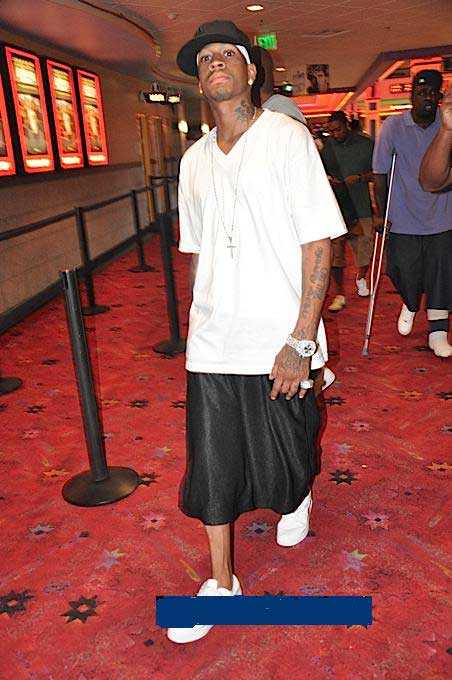 早报：又是一个疯狂的欧冠比赛日（早报：欧冠再度上演疯狂之夜）