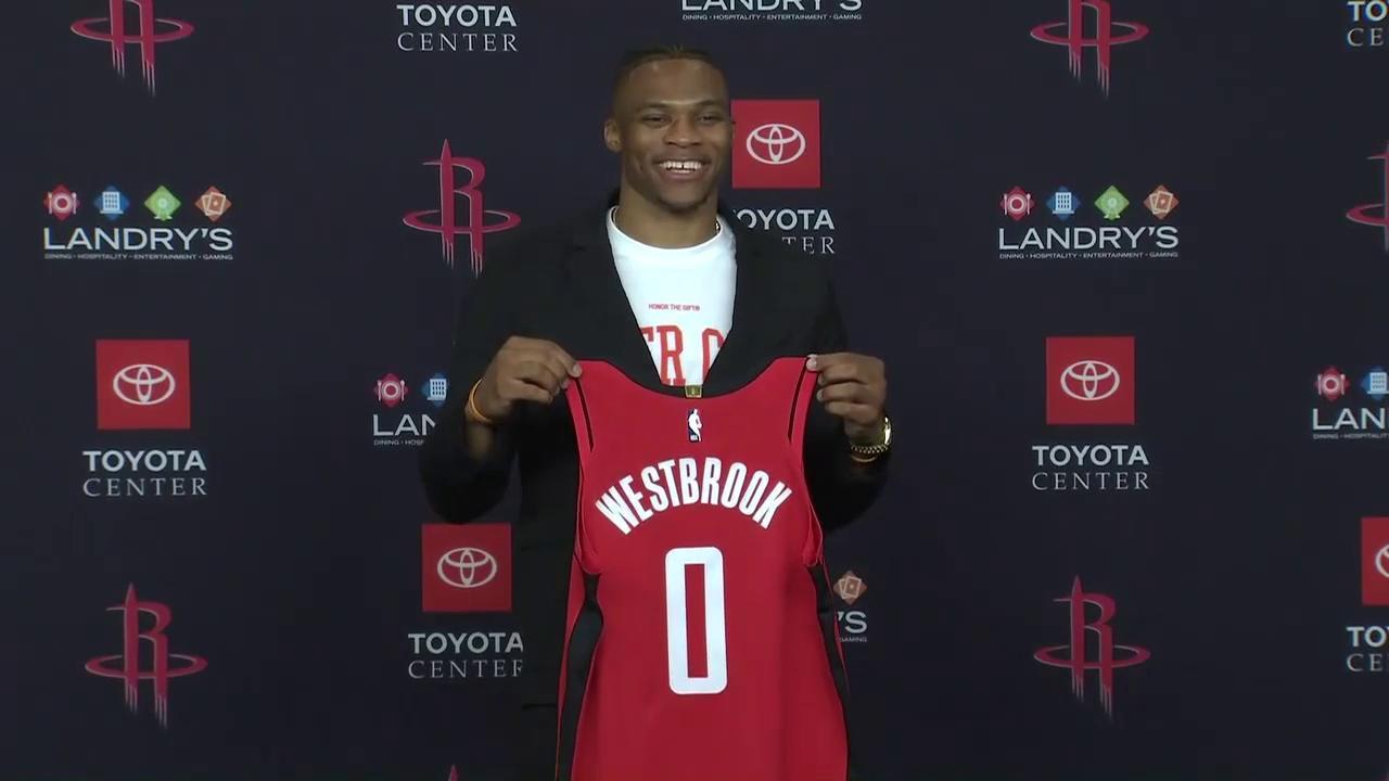 博主：古加凌晨离开北京，国安工作人员及部分北京球迷送机（博主称古加凌晨启程离京，国安工作人员与部分北京球迷到场送别）