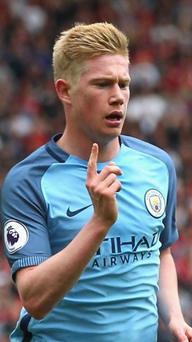 斯帕莱蒂：球员们脸上不再是满足的表情，而是更加放松的表情（斯帕莱蒂：球员的神情已由满足转为更放松）