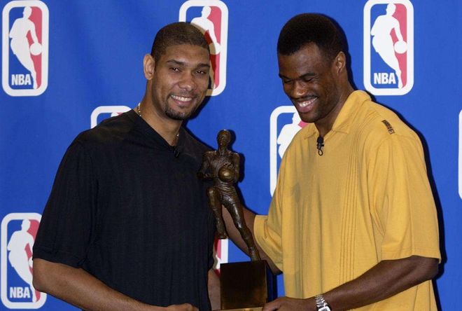 好人好事，河南球迷在苏州火车站救助突发疾病的大妈（苏州火车站突发疾病 大妈获河南球迷及时救助）