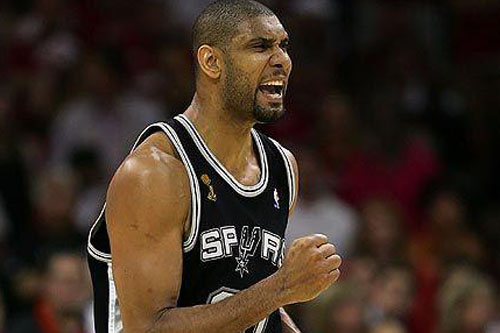 中场球员的职责是什么？（中场球员的主要职责有哪些？）